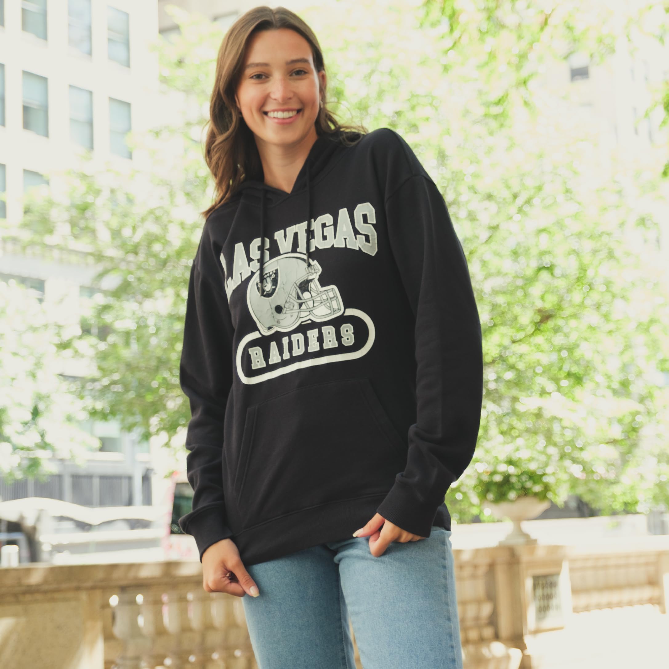 Ultra Game Women's NFL Official Distressed Graphic Super Soft Hoodie Pullover Sweatshirt - Image 4